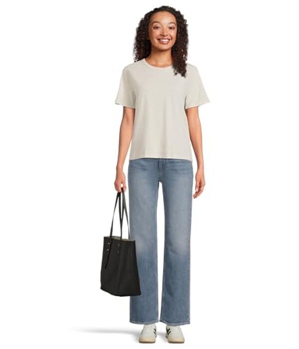 Découvrez notre avis sur le sac fourre-tout en cuir noir de Kate Spade : un mélange parfait de fonctionnalité, d'élégance et de durabilité pour sublimer votre style quotidien.